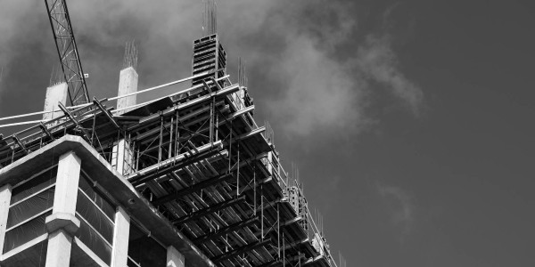 Vicios Ocultos Construcción / Defectos Constructivos Sant Martí · Problemas en Calidad de los Materiales; Parquet, Puertas, Ventanas